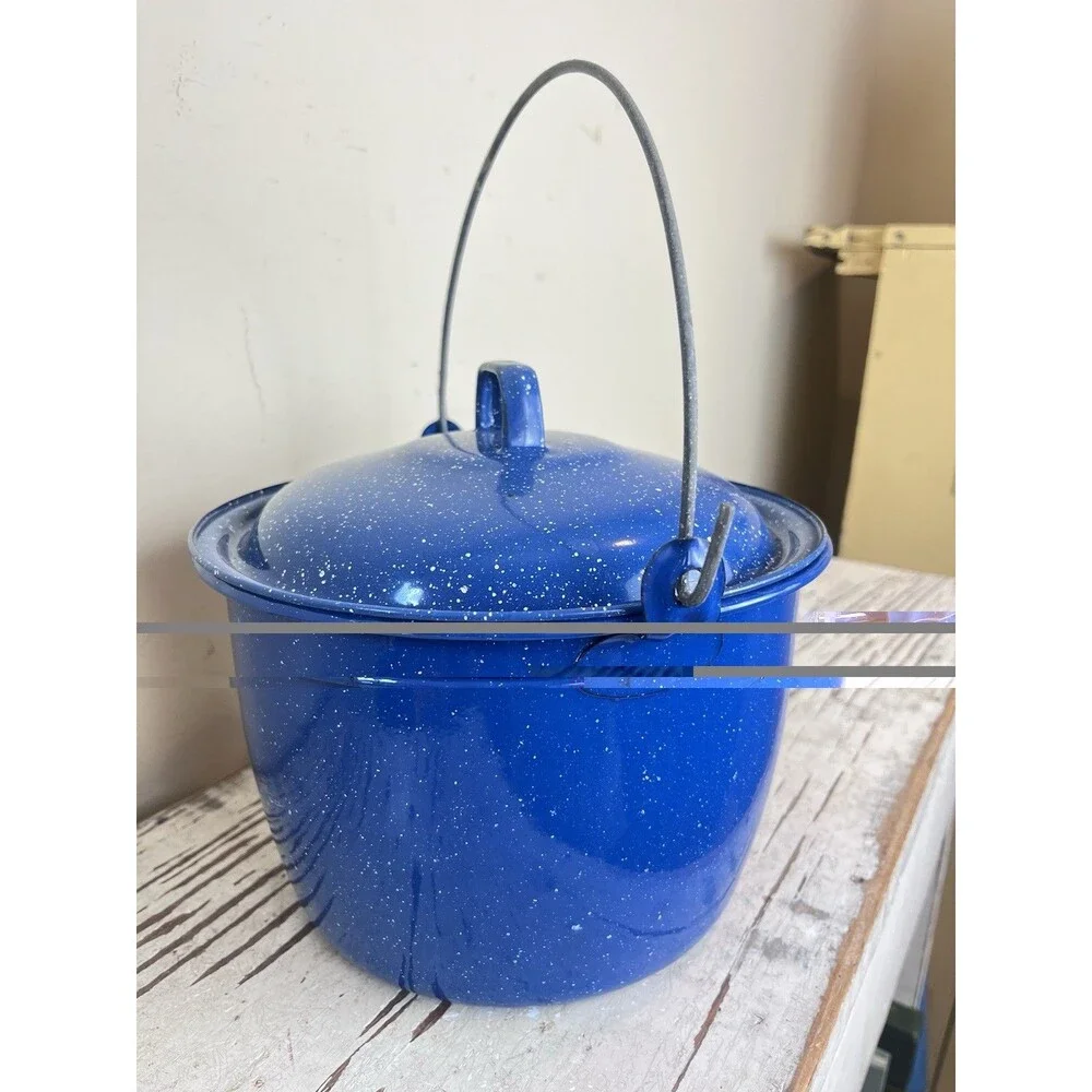 Vintage Blue And White Speckled Enamel Pot W/ Lid And Handle Indoor Outdoor 10”